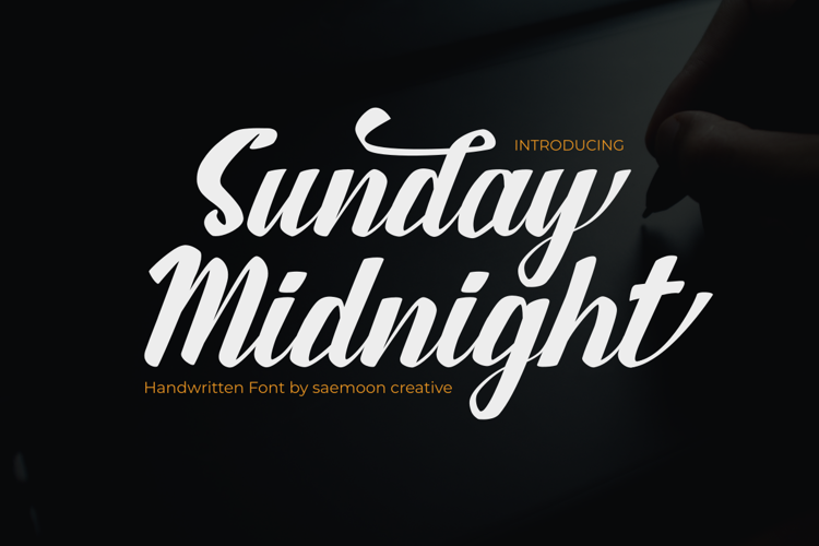 Sunday Midnight Font